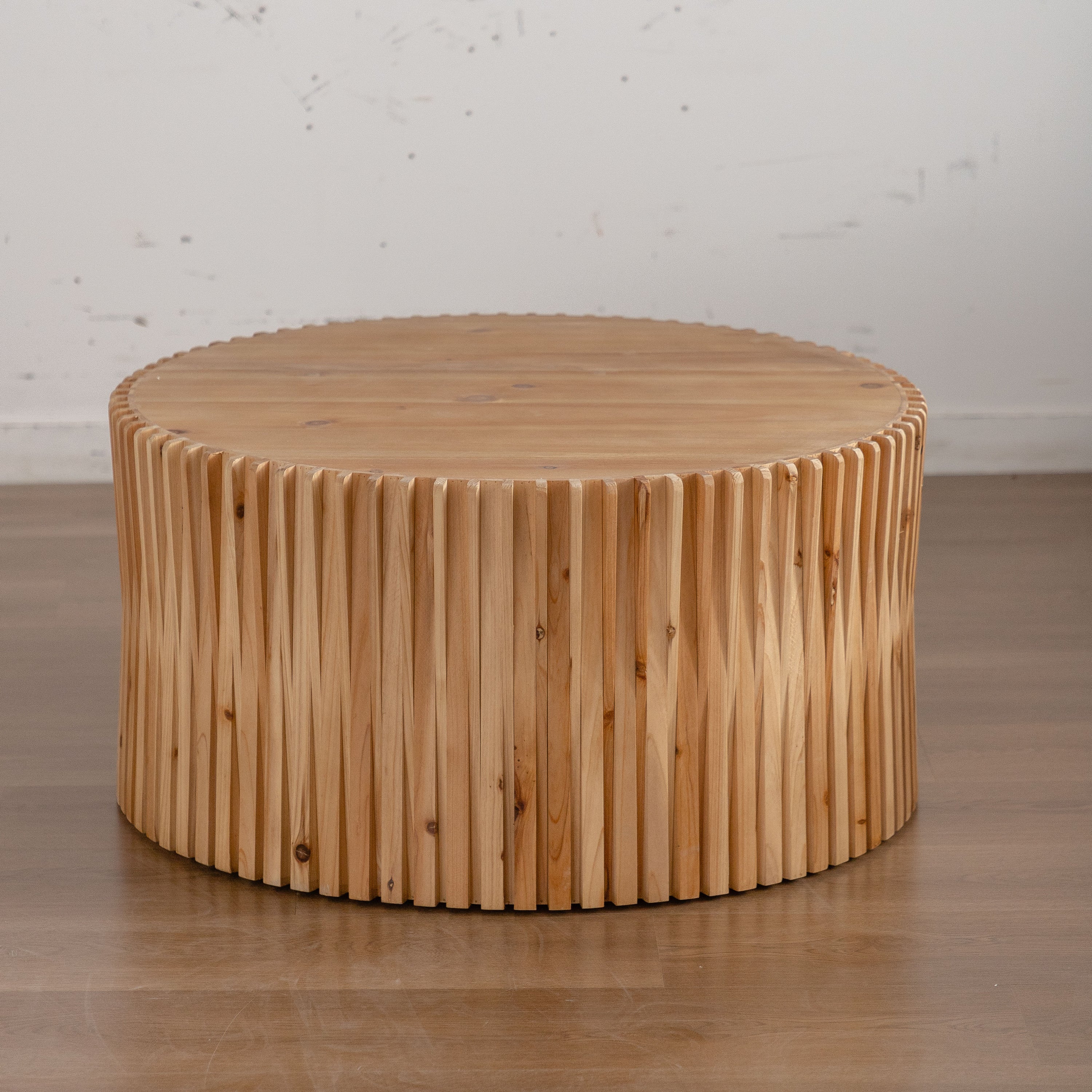 31.5' Retro Fashion Style Cylindrical Coffee Table with Vertical Texture Relief Design,Suitable for Living Room,Office,and Dining Room