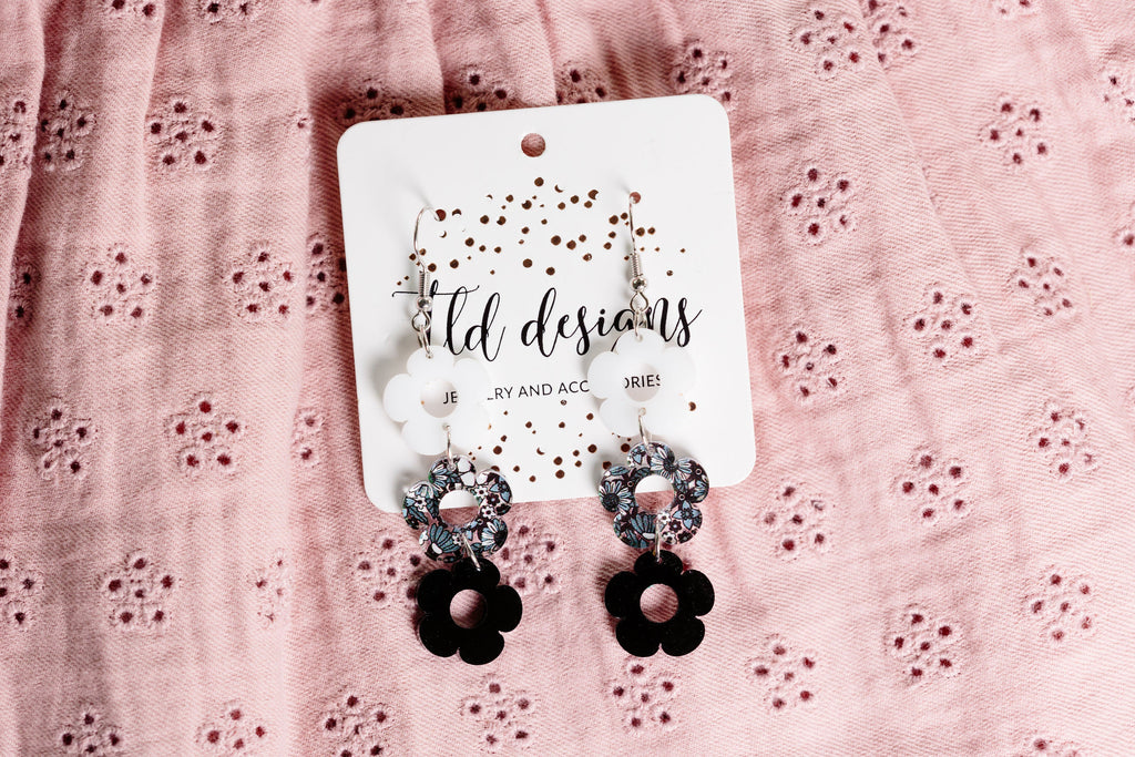 Pretty girls- black floral
