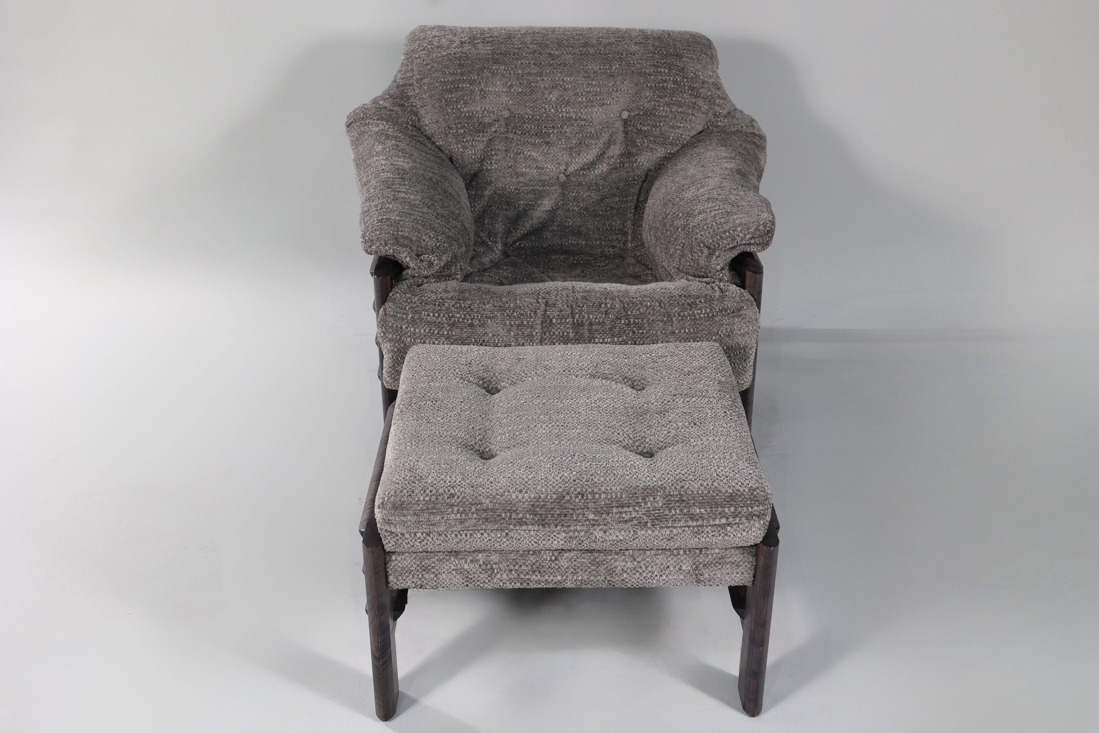 Chair & Ottoman – Taye with Tiger Maple Arms (Grey)