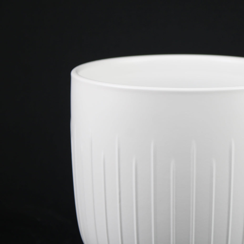 3-Piece White Stoneware Planter Pot Set with Vertical Groove Texture