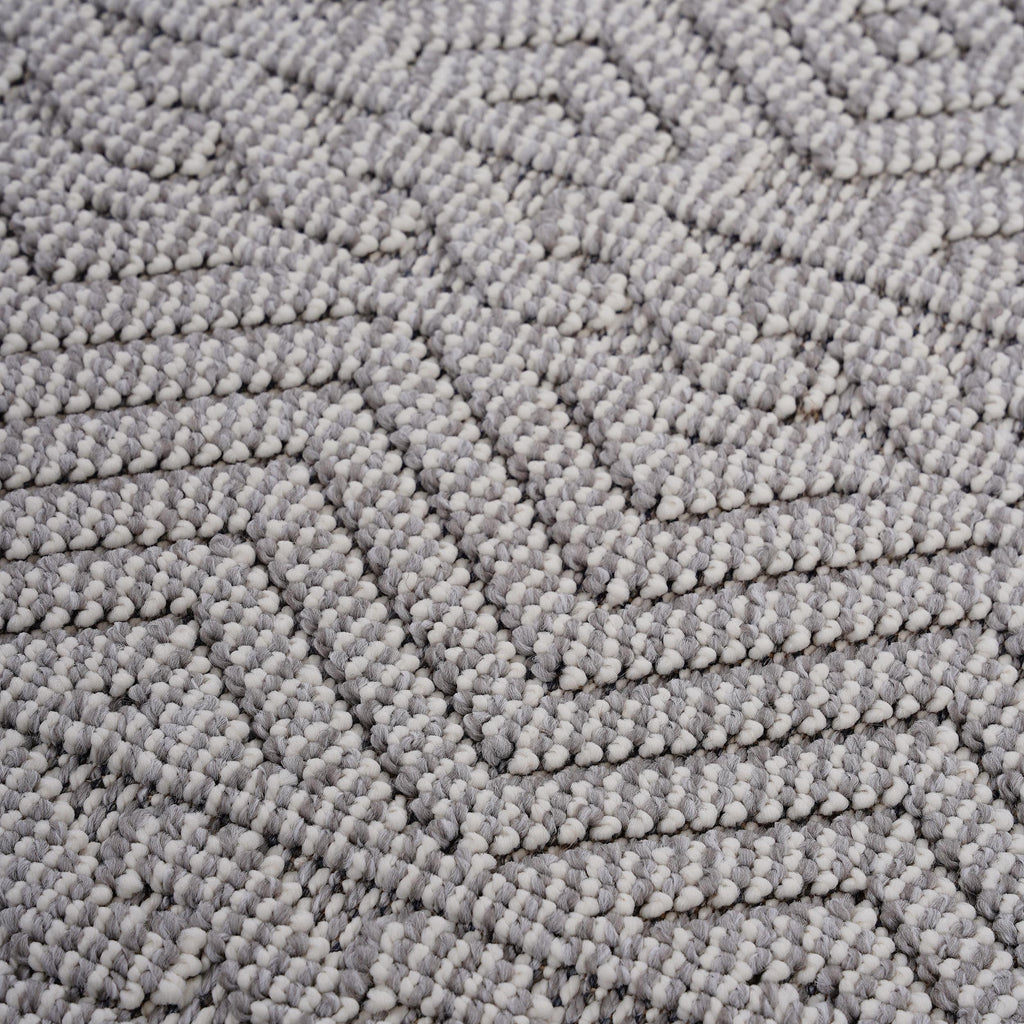 NAAR Guros Collection 6X9 White / Geometric Indoor/ Outdoor Area Rug