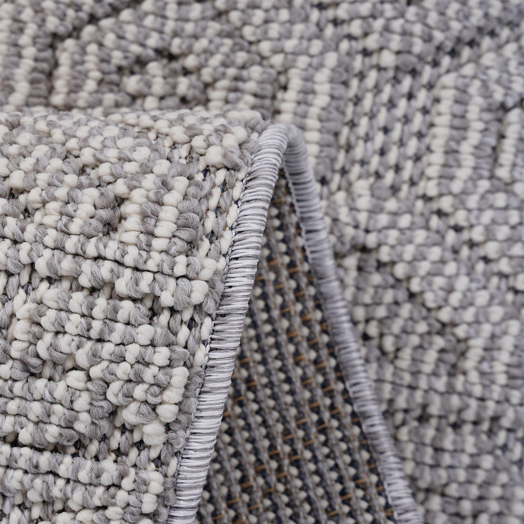 NAAR Guros Collection 6X9 White / Geometric Indoor/ Outdoor Area Rug