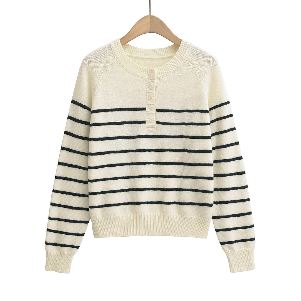 Striped round neck long sleeved loose plush sweater