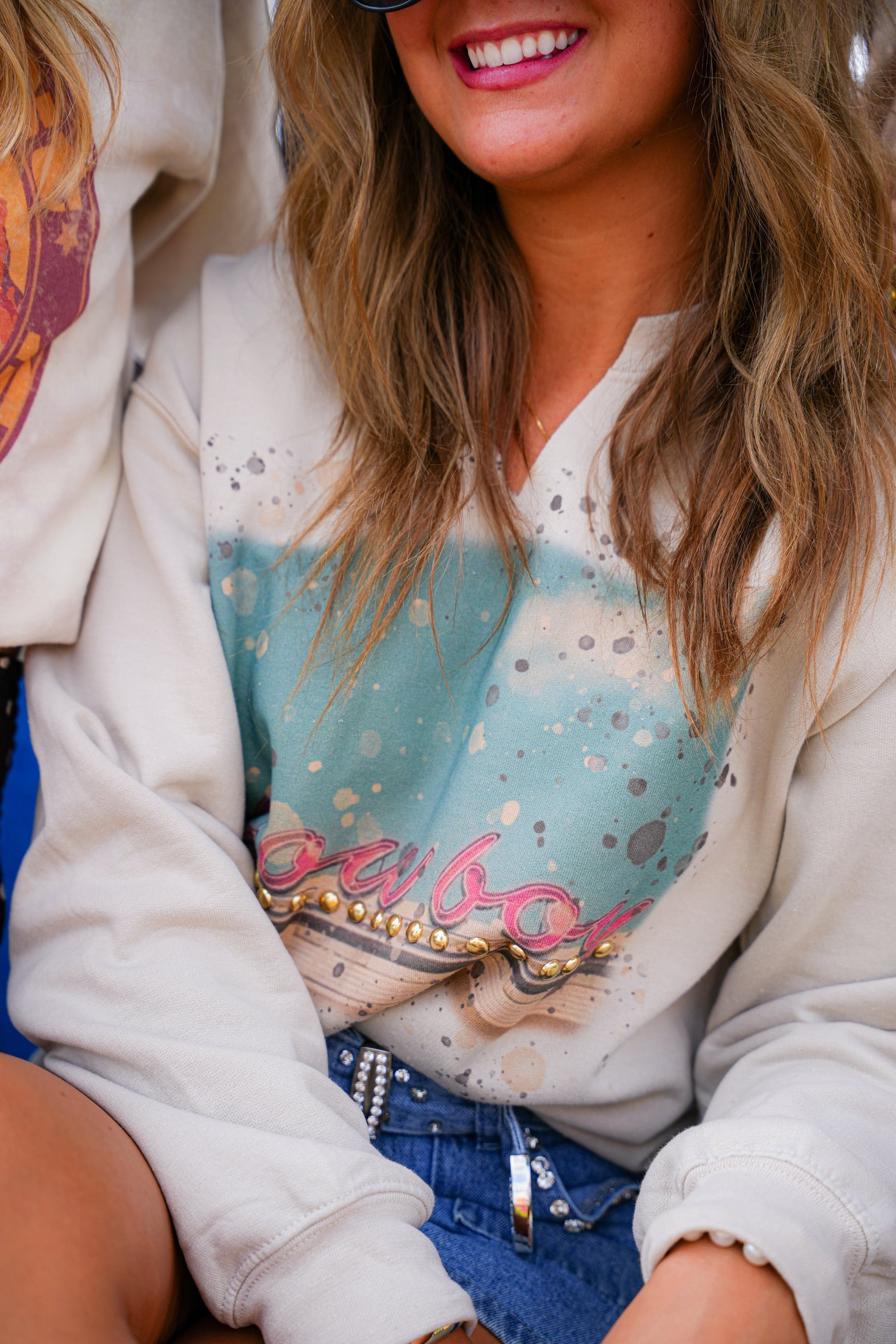 GINA PINK LABEL COWBOY NEON CREWNECK