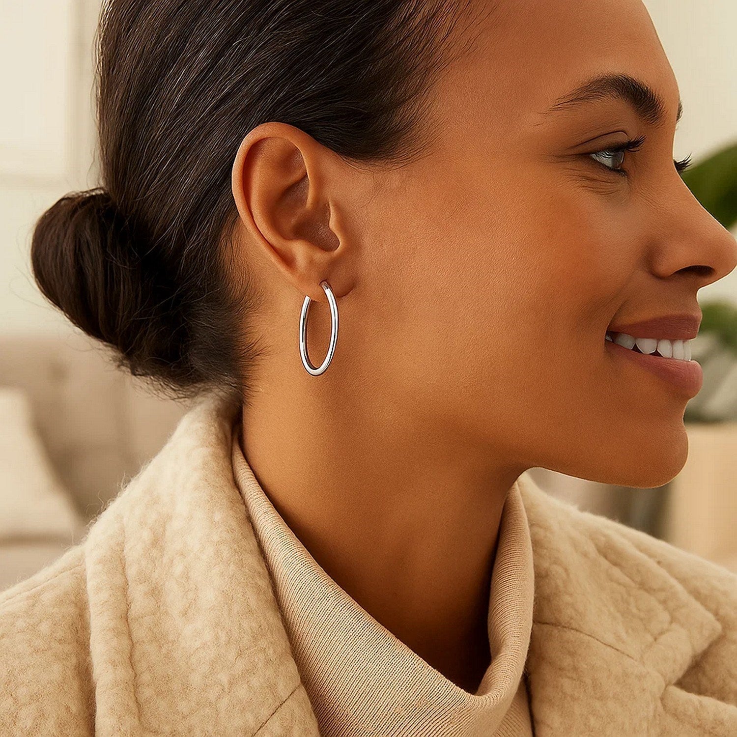 14k White Gold Polished Hoop Earrings (2x25mm)