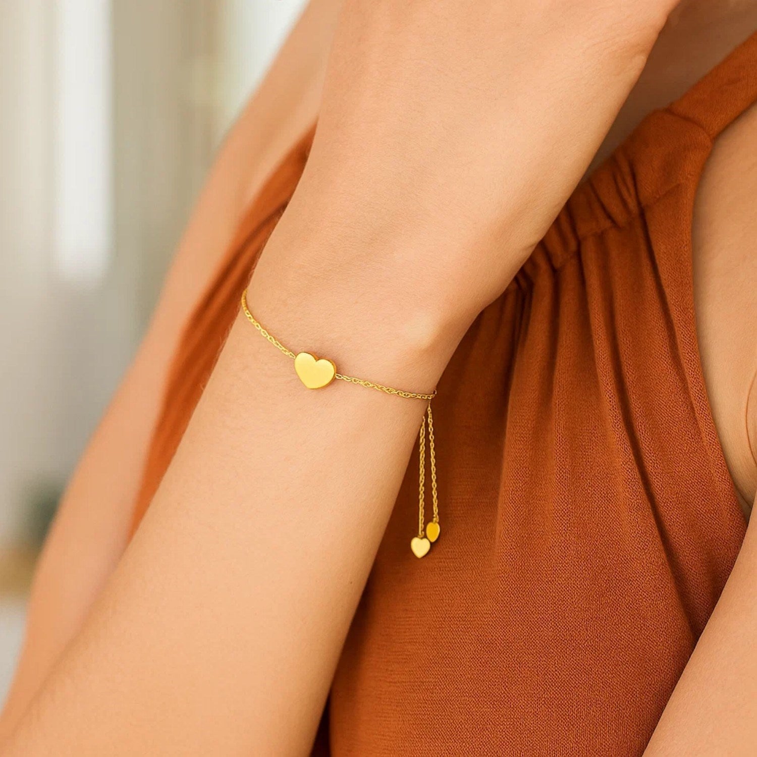 14k Yellow Gold Adjustable Heart Bracelet (0.90 mm)