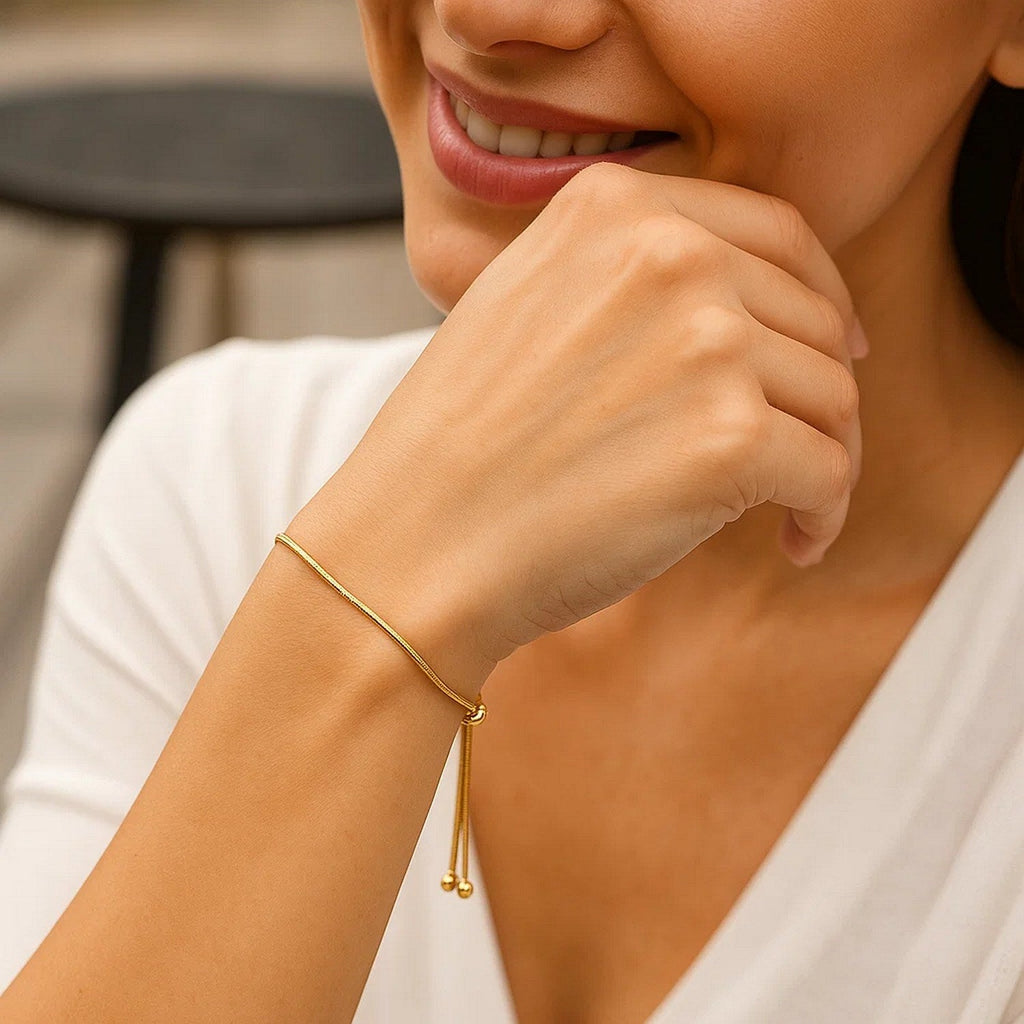 14k Yellow Gold Adjustable Lariat Style Heart Motif Bracelet (1.00 mm)