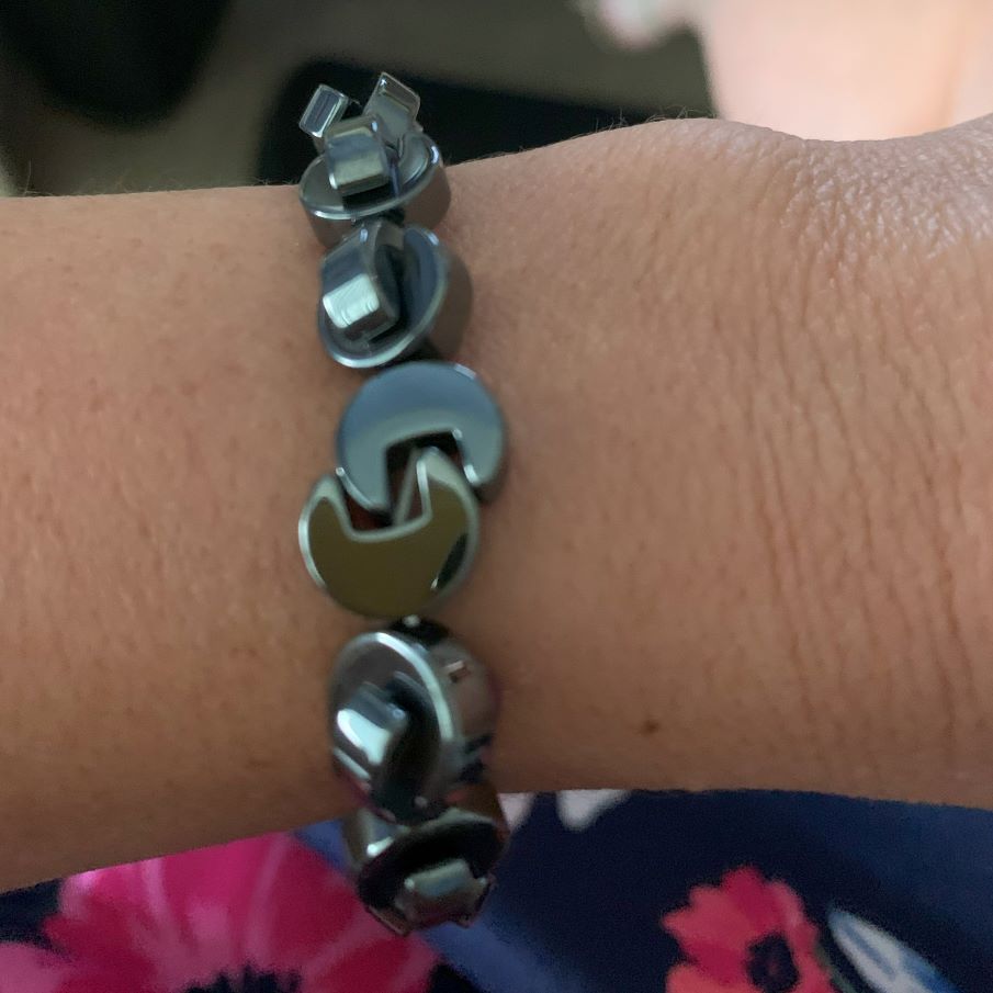 Hematite Bracelet 10 mm Chomper Beads