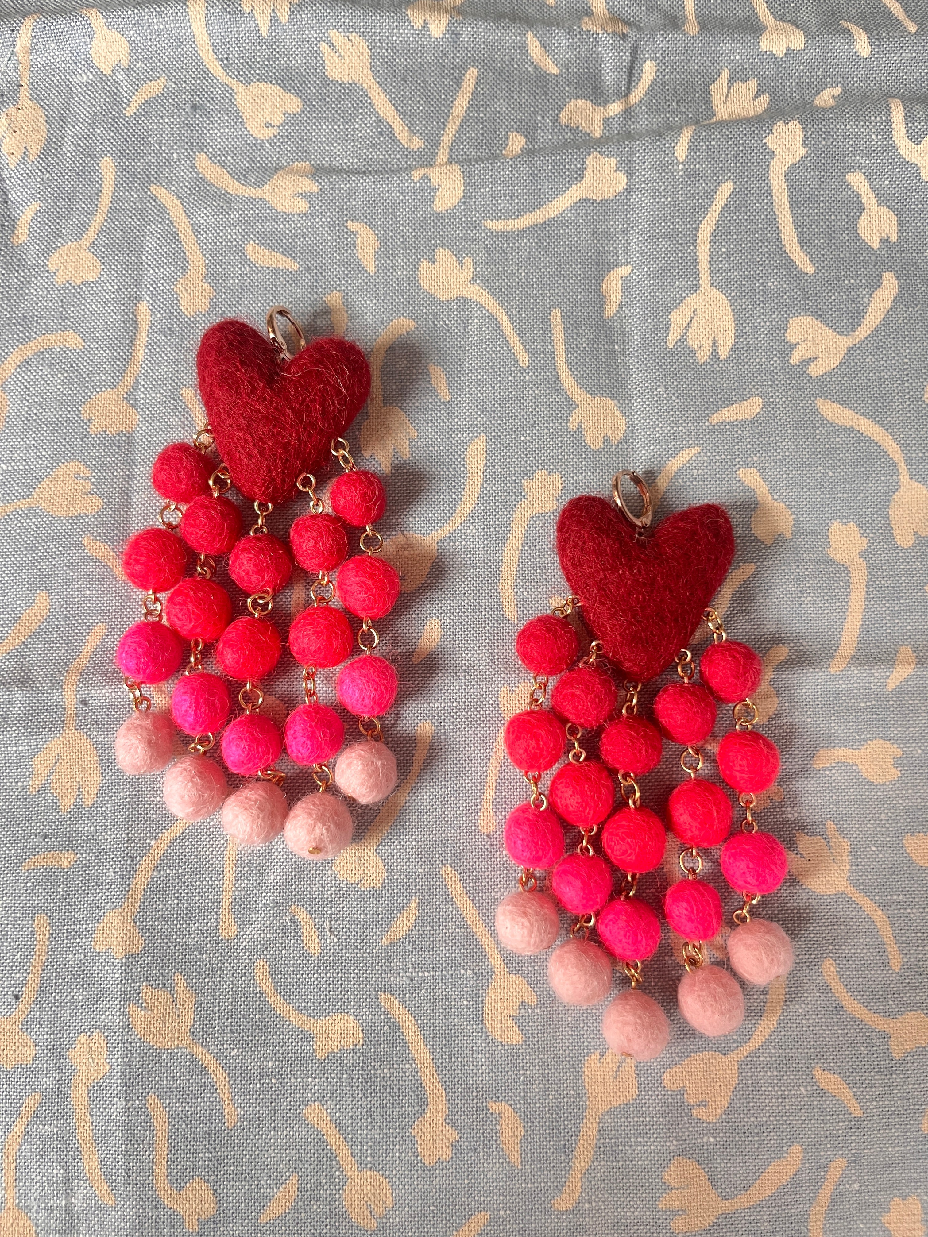 It's Raining Love!