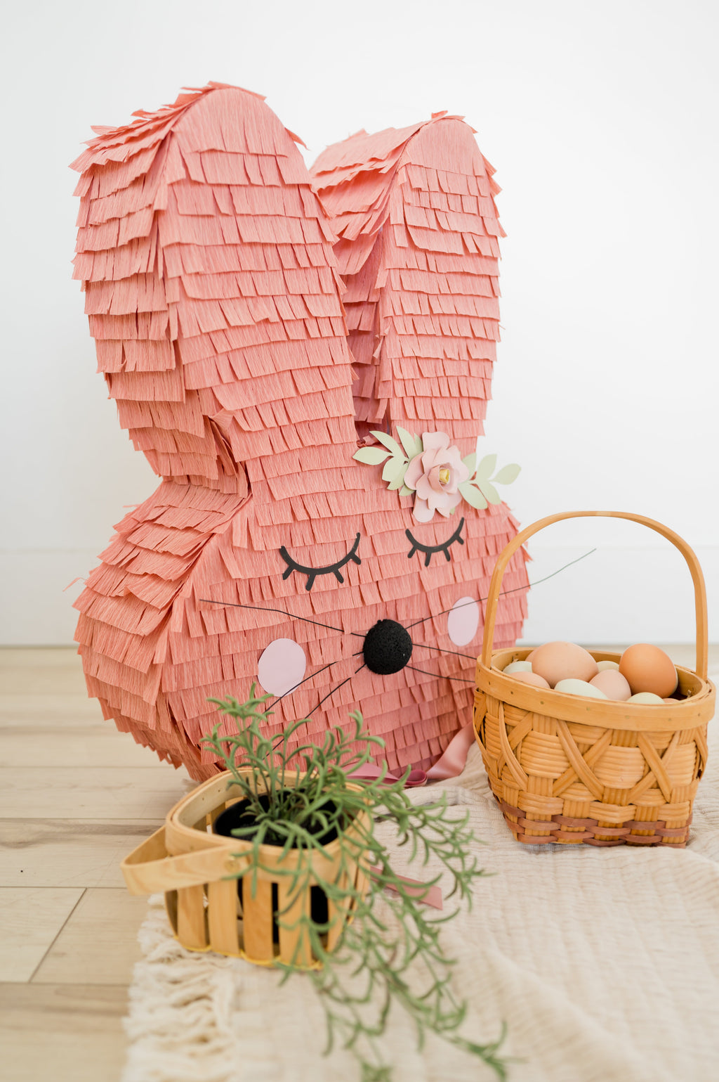 🐰 Easter Bunny Piñata – Handmade Easter Party Decoration for Spring Parties & Kids’ Celebrations