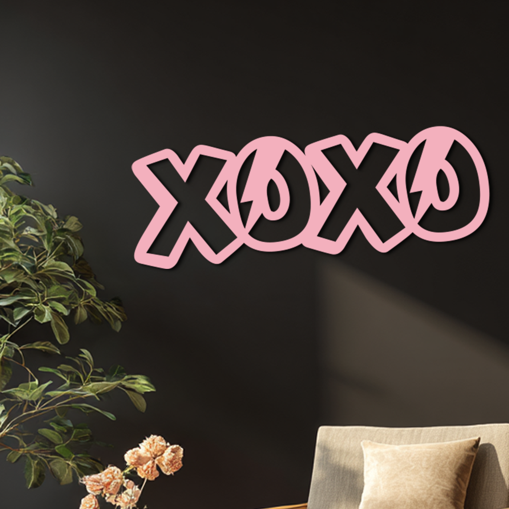 XOXO Word Art Metal Wall Decor – Modern Love Quote Design - KAFGP114