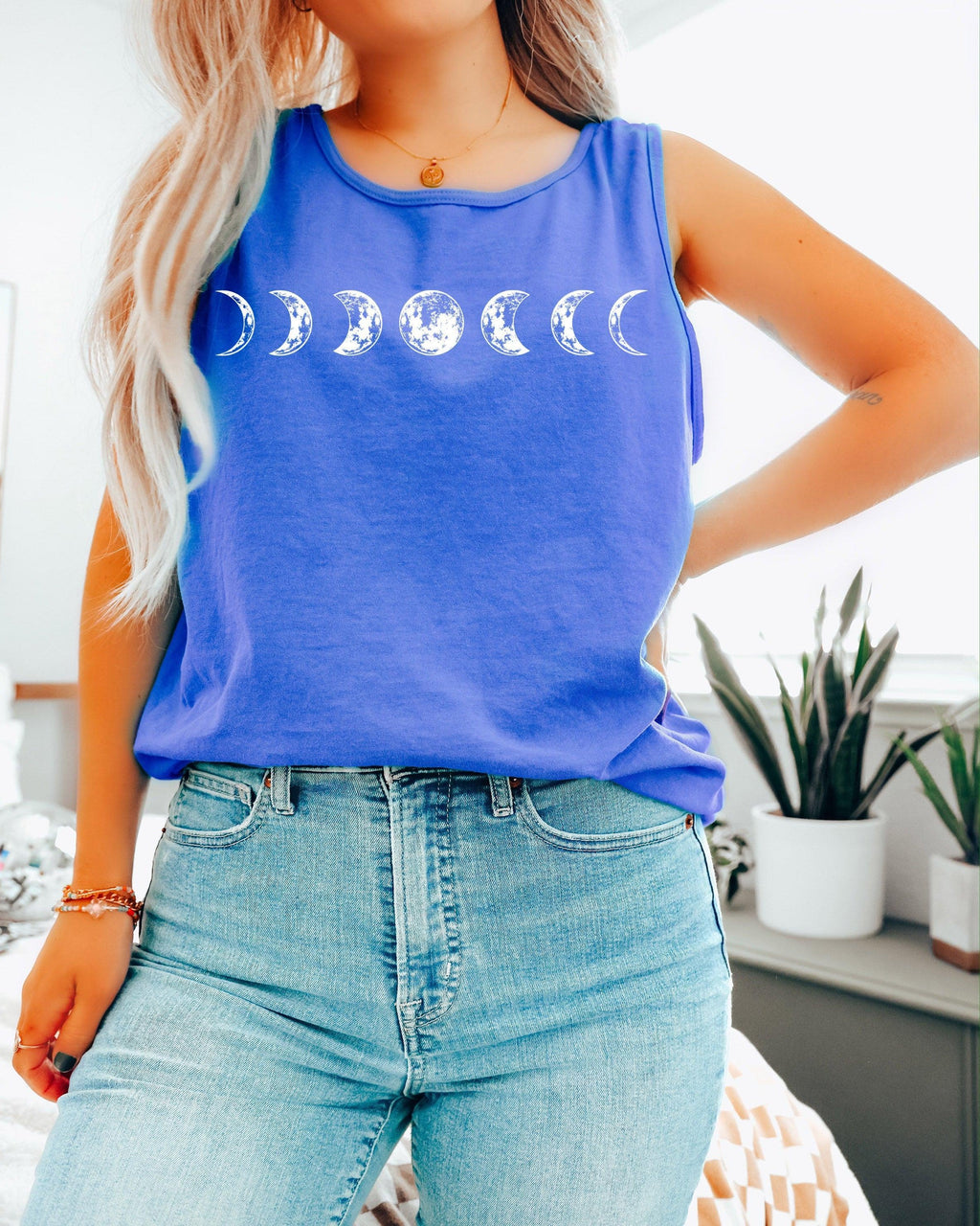 Moon Phase Comfort Colors Tank Top – Celestial Astrology Minimal Graphic