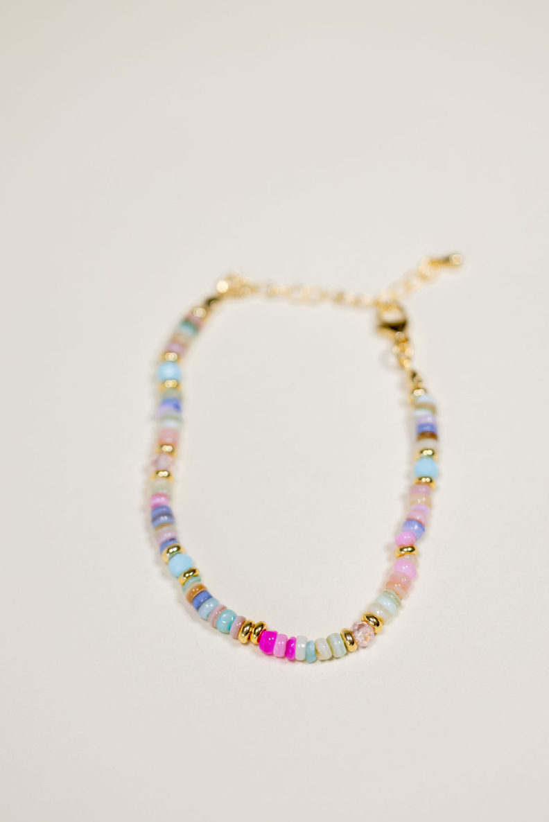 Light pastel adjustable bracelet