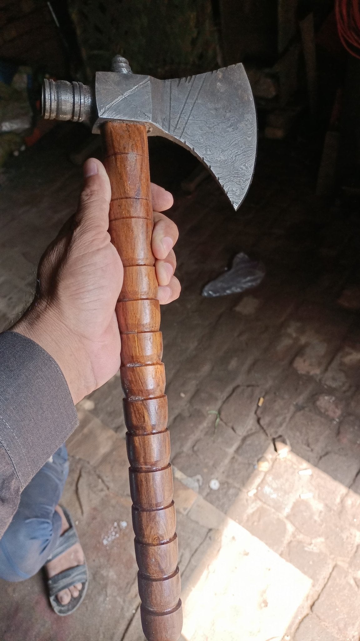 Collectible Artisan Pipe Axe in Damascus Steel with Hardwood Handle