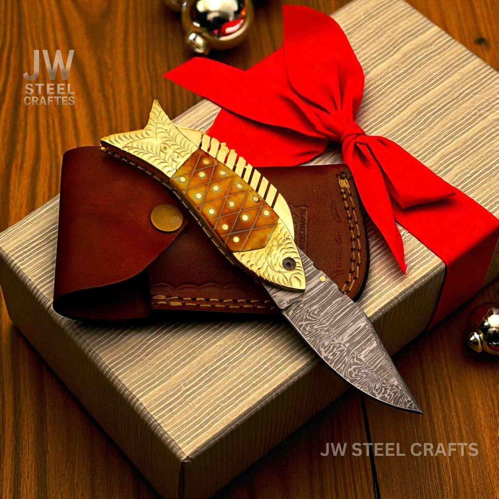 Handmade Damascus Fish Folding Knife – Bone Handle with Brass Bolster