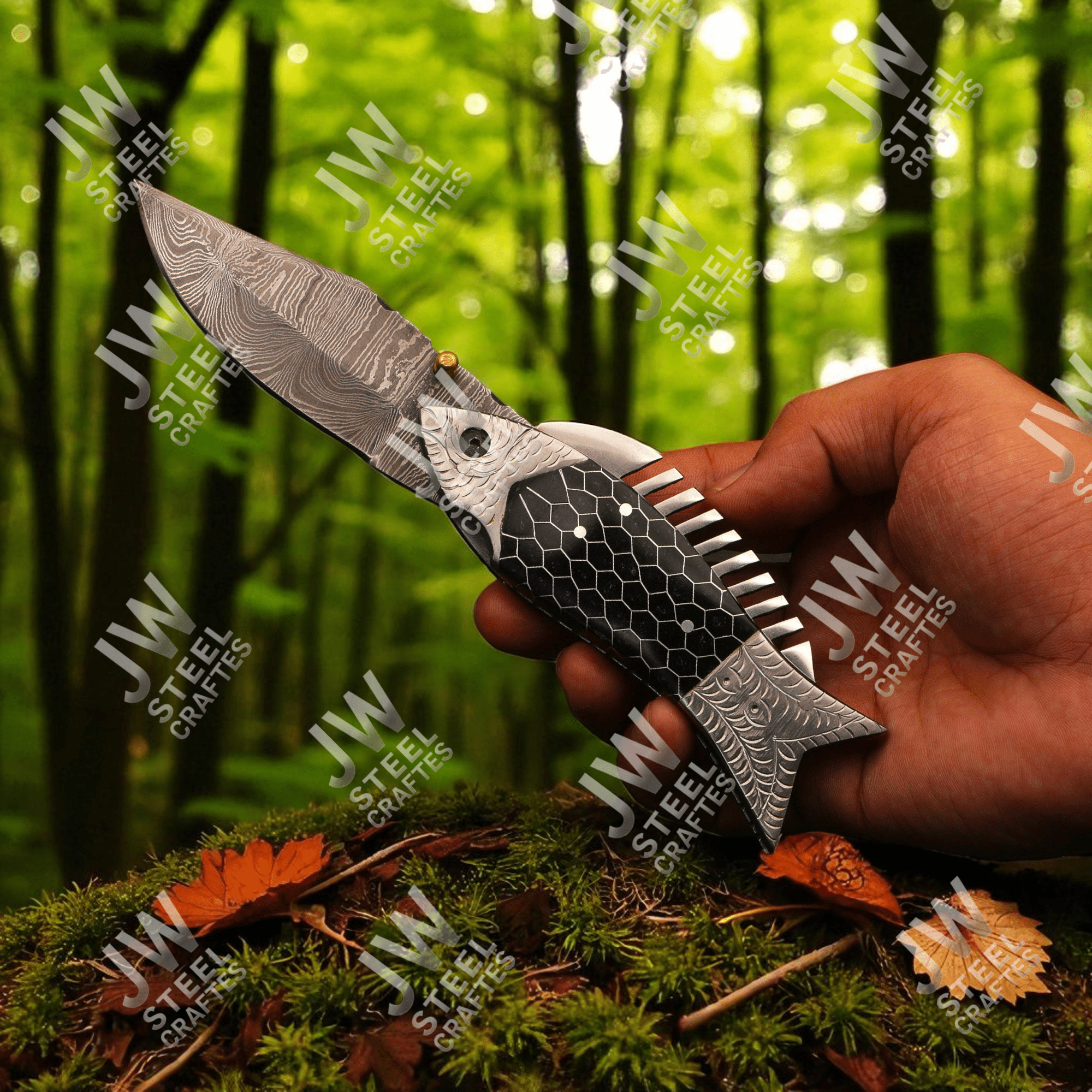 Handmade Damascus Steel Folding Knife – Black Honeycomb Handle, Engraved Bolster