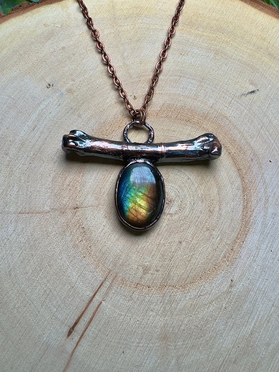 Juniper- Bone and Labradorite Necklace