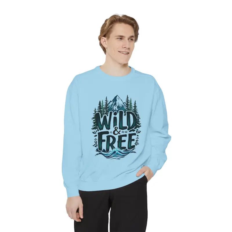 Ocean State Styles Sweatshirt Wild And Free Graphic