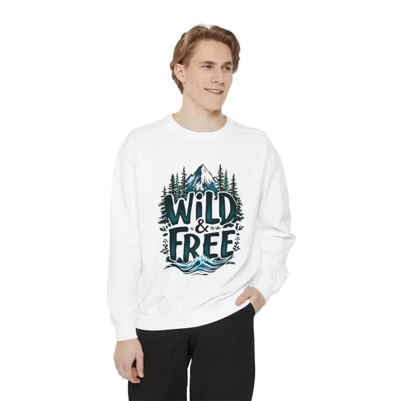 Ocean State Styles Sweatshirt Wild And Free Graphic