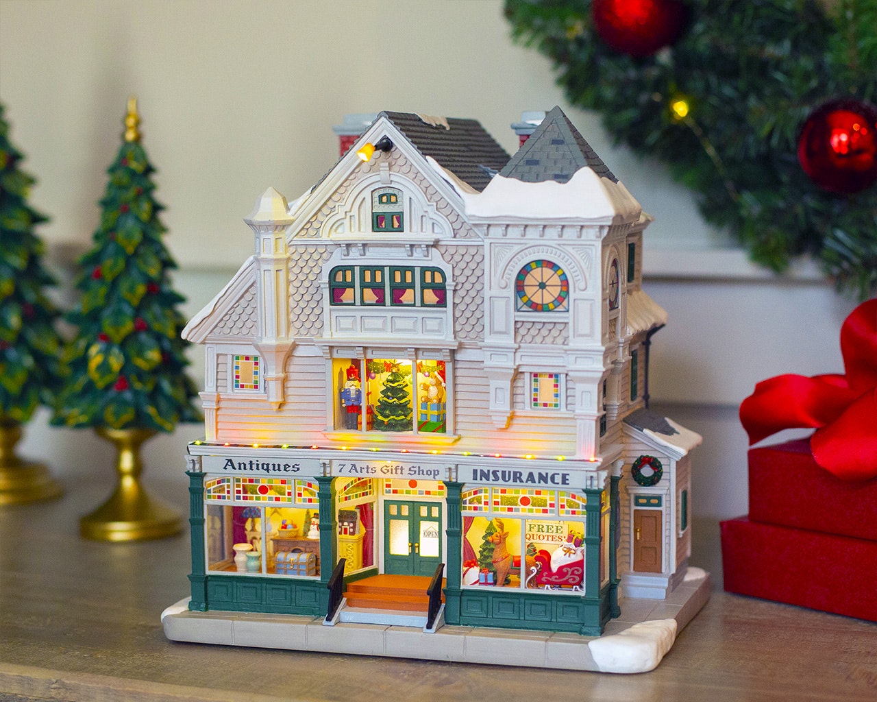 Antique & Gift Shop