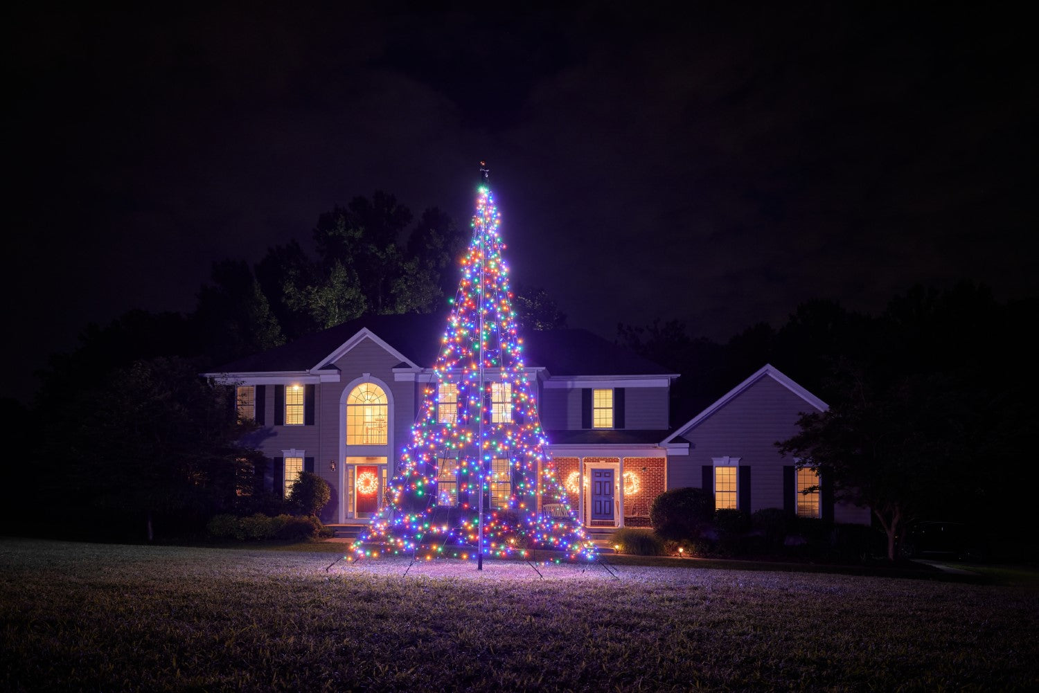 Fairybell 20 Foot Flagpole Tree - 1200 LED Multi-Color